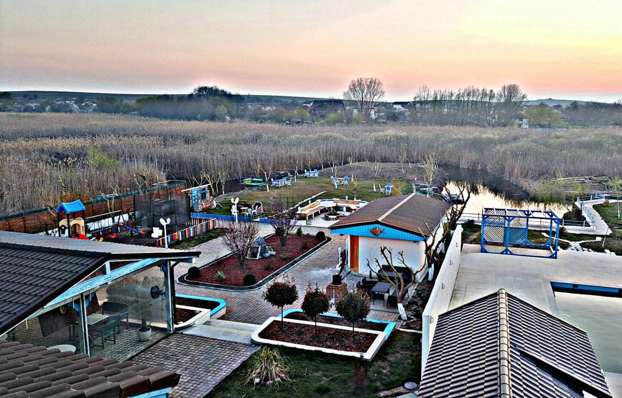 Hotel Pensiunea Prigoria à Murighiol Extérieur photo